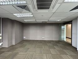 High Street Centre (D6), Office #456605021